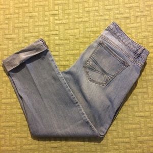 Apt 9 Straight Crop Jeans